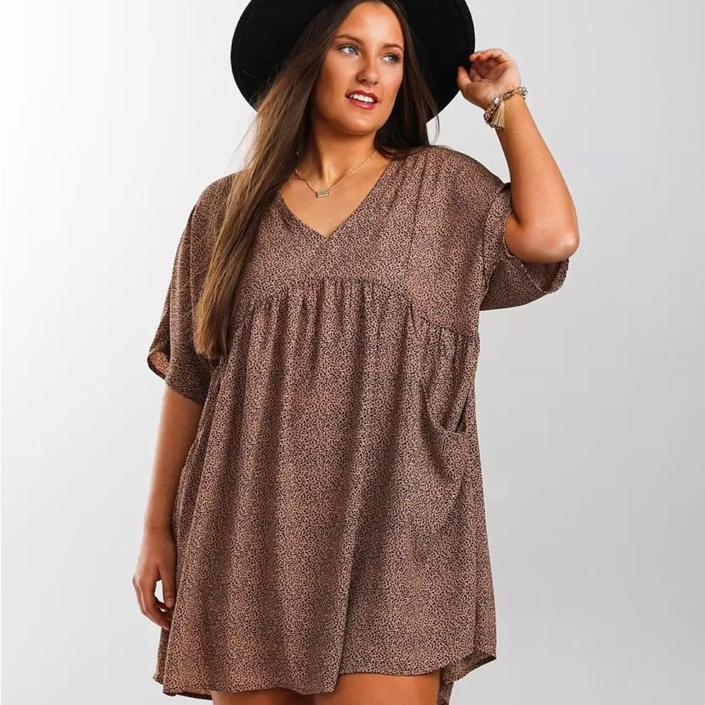 Buckle Brown V-Neck Dress